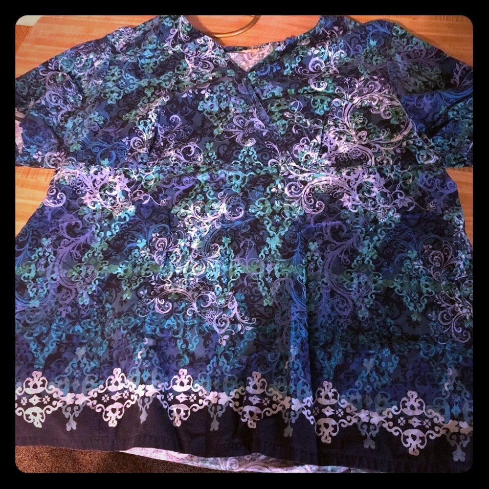 Lot of 5 3xl scrub tops mixed